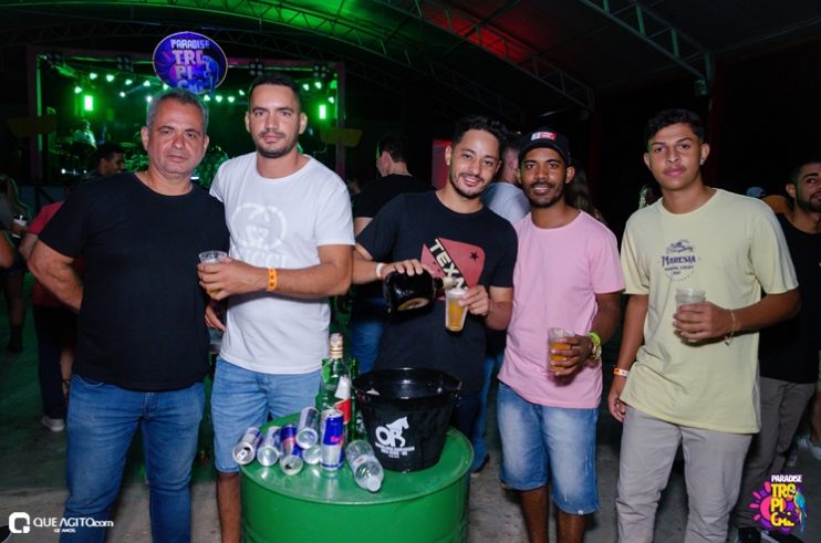 Gente bonita e muito agito no Paradise Tropical em Almenara 224