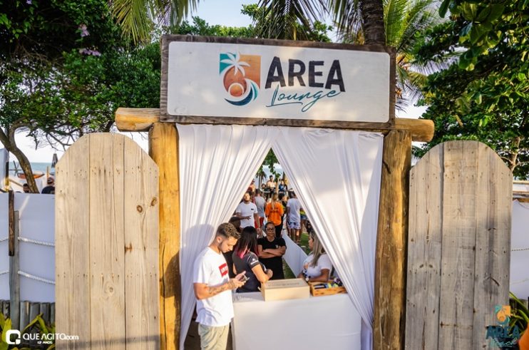 Saan Vagner, Julio Cardozzo e DJ Carlos Martins animam domingão da Area Beach 153
