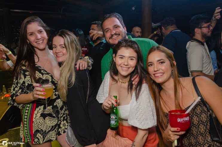 JC Acústico contou com diversas participações especiais que animaram a festa na Casa Trancoso 228