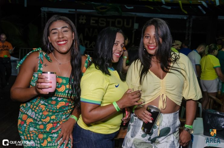 Area Beach realiza transmissão do jogo de estreia do Brasil na Copa do Mundo 2022 com grande festa 99