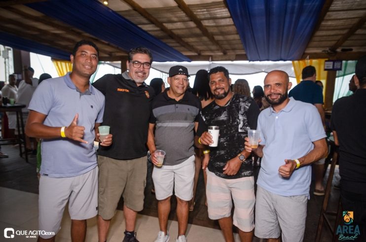 Péricles atrai milhares de foliões para o primeiro episódio do Pagode Prime na Area Beach 150