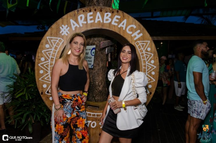 Péricles atrai milhares de foliões para o primeiro episódio do Pagode Prime na Area Beach 186