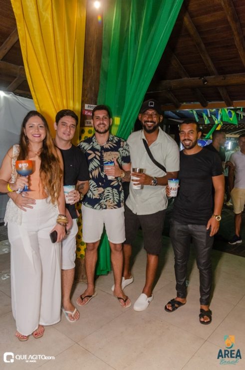 Péricles atrai milhares de foliões para o primeiro episódio do Pagode Prime na Area Beach 199