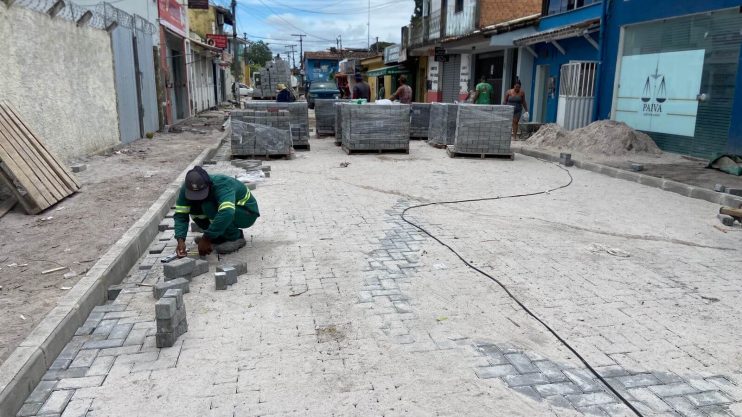 Rua São Pedro recebe projeto completo de requalificação Rua São Pedro recebe projeto completo de requalificação 7