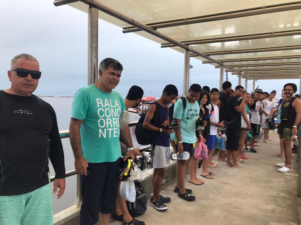 Alunos da Escola Municipal do Cambolo visitam Parque Natural Municipal Marinho Recife de Fora 58