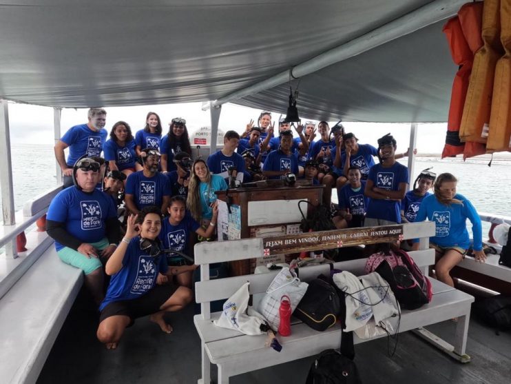 Alunos da Escola Municipal do Cambolo visitam Parque Natural Municipal Marinho Recife de Fora 5