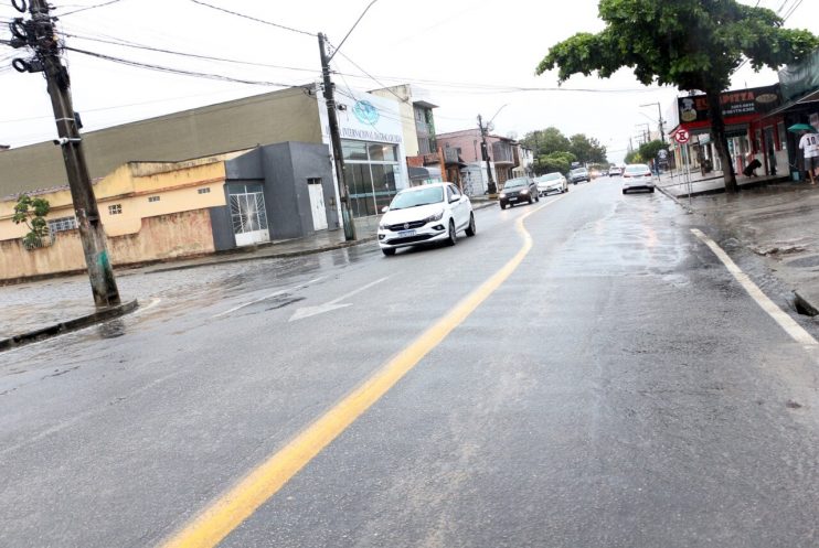 Prefeitura de Eunápolis investe em sinalização para proporcionar trânsito mais seguro à população 11