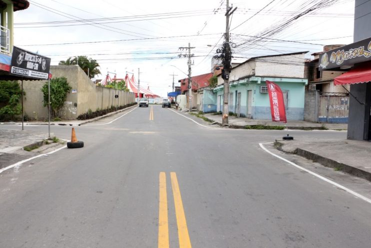 Prefeitura de Eunápolis investe em sinalização para proporcionar trânsito mais seguro à população 15