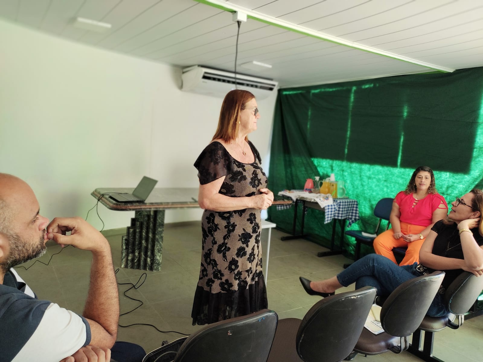 Secretária de Educação se reúne com diretores das escolas do campo para traçar estratégias em prol da zona rural 33