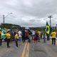 Eunápolis: Manifestantes pró-Bolsonaro bloqueiam BR-101 na saída norte da cidade 20