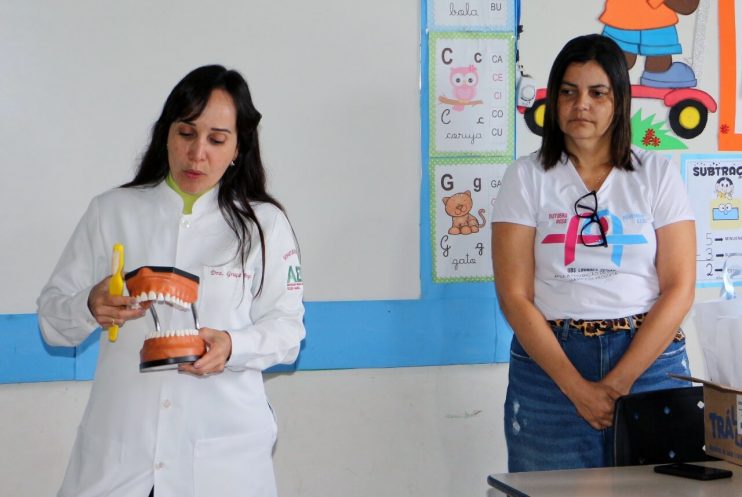 Programa leva serviços de saúde para centenas estudantes na Escola Dom Avelar Brandão Vilella 12