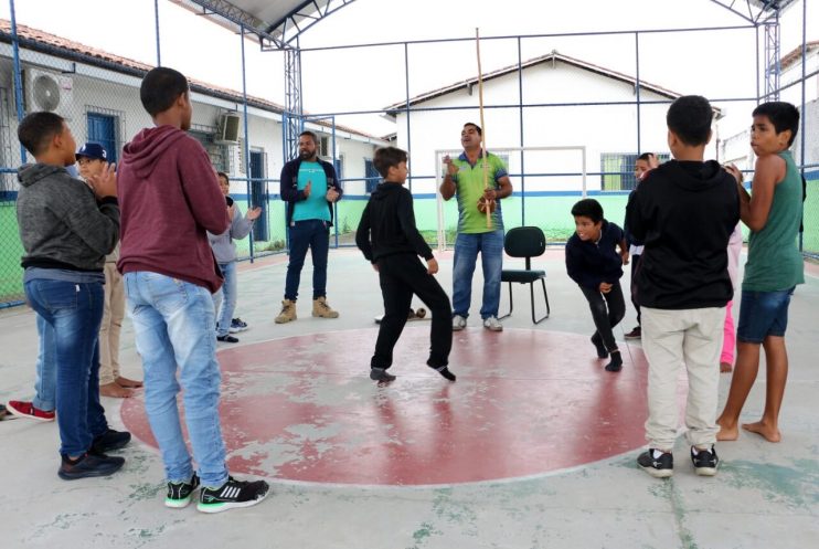 Programa leva serviços de saúde para centenas estudantes na Escola Dom Avelar Brandão Vilella 10