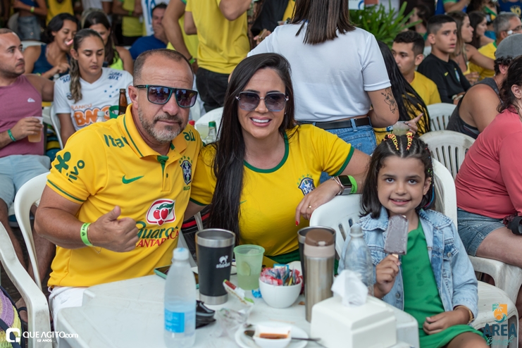 Walber Luiz, Júlio Cardozzo e Dande Maisk animam festa da Copa na Area Beach 61
