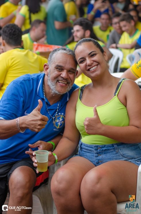 Walber Luiz, Júlio Cardozzo e Dande Maisk animam festa da Copa na Area Beach 139