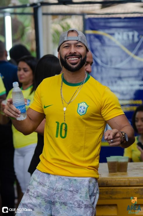 Walber Luiz, Júlio Cardozzo e Dande Maisk animam festa da Copa na Area Beach 185