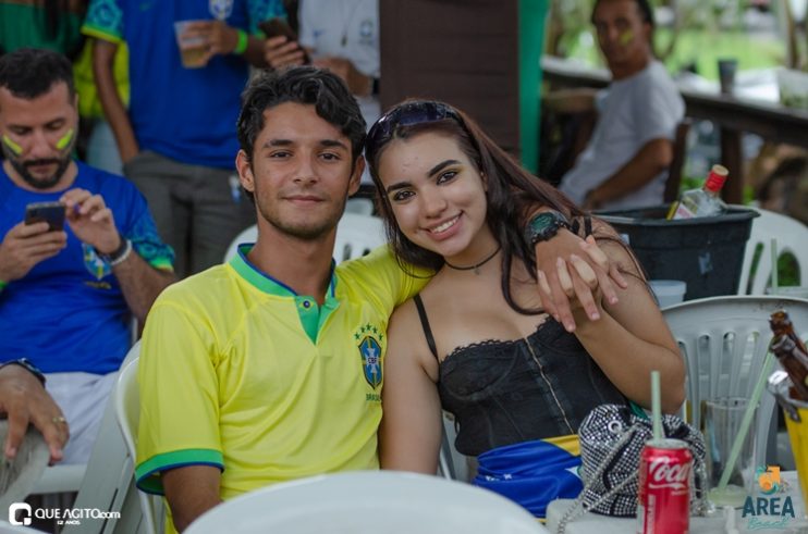 Walber Luiz, Júlio Cardozzo e Dande Maisk animam festa da Copa na Area Beach 155