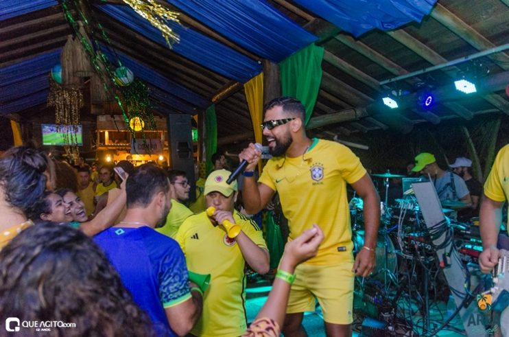Walber Luiz, Júlio Cardozzo e Dande Maisk animam festa da Copa na Area Beach 165