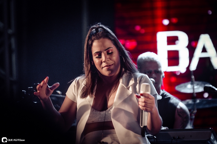 _DSC8072 Show de Thiago Aquino lota a cabana Area Beach em Porto Seguro 37