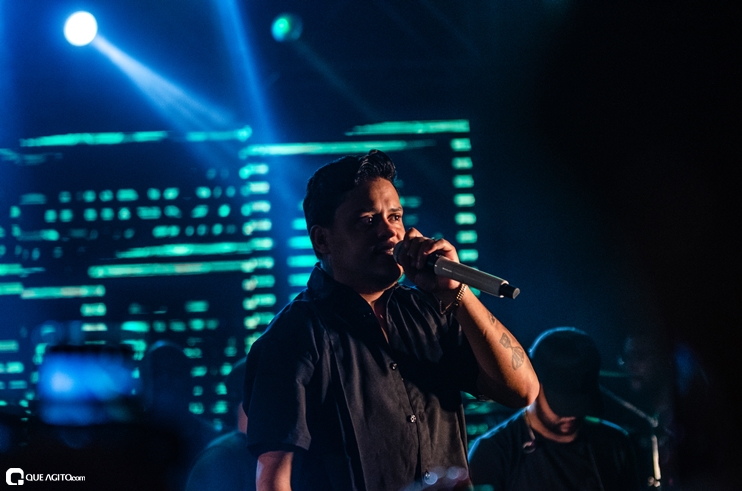 _DSC8317 Show de Thiago Aquino lota a cabana Area Beach em Porto Seguro 136