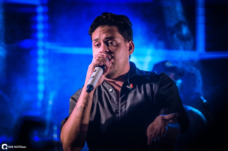 _DSC8336 Show de Thiago Aquino lota a cabana Area Beach em Porto Seguro 152