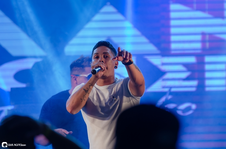 _DSC8396 Show de Thiago Aquino lota a cabana Area Beach em Porto Seguro 175