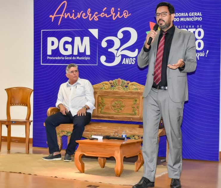 Procuradoria Geral Municipal de Porto Seguro comemora aniversário 13