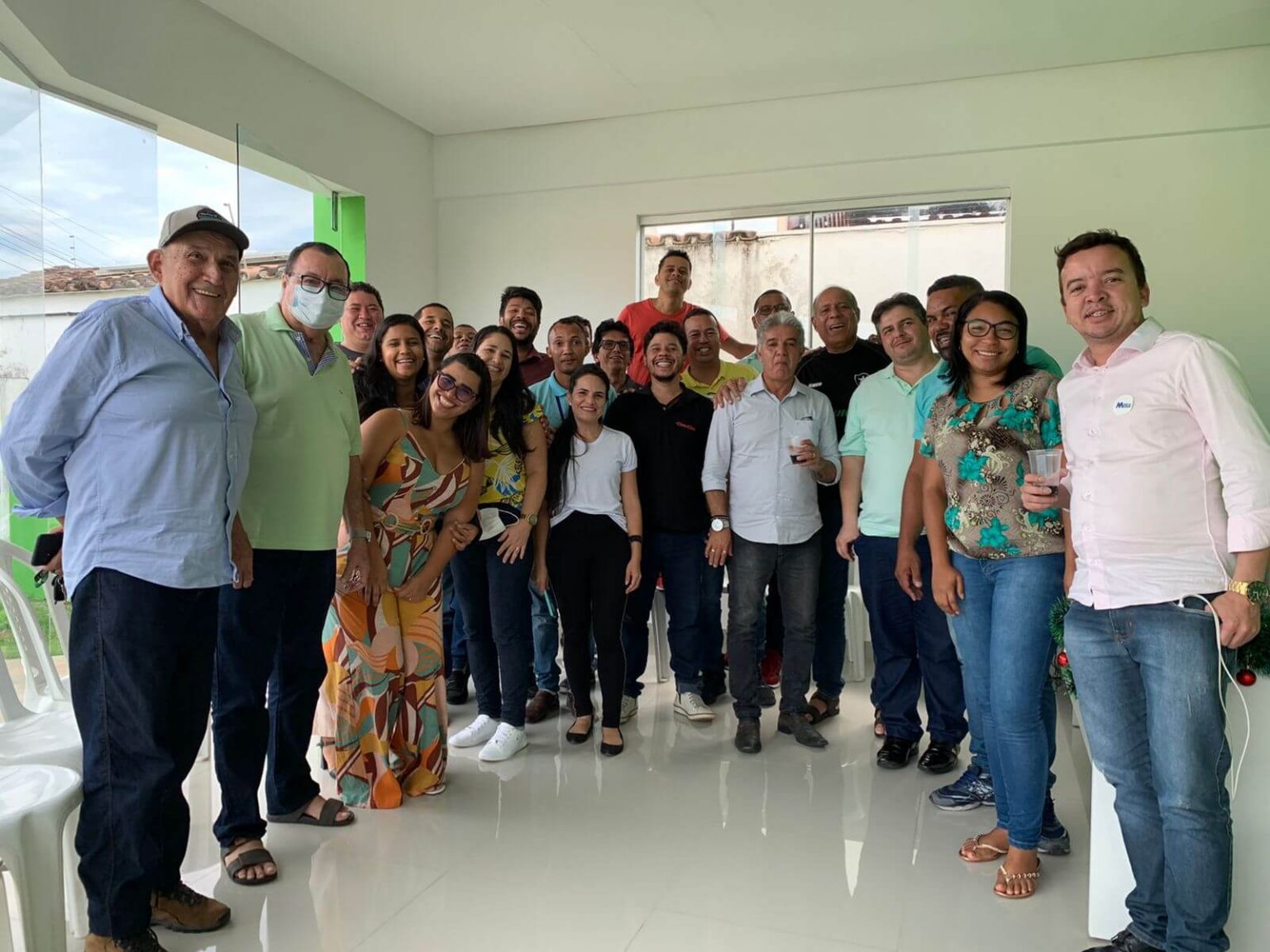 Eunápolis: nova sede do Núcleo de Comunicação é apresentada à imprensa regional Eunápolis: nova sede do Núcleo de Comunicação é apresentada à imprensa regional 5