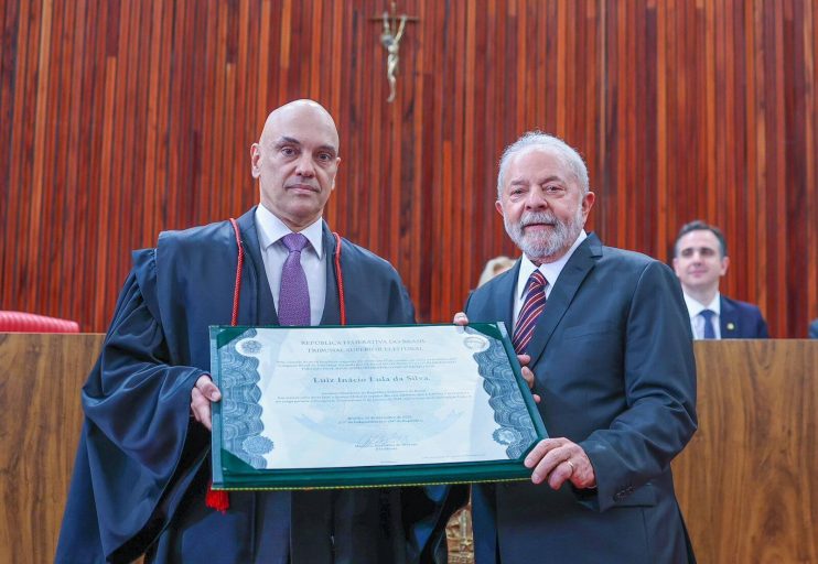 Lula e Alckmin são diplomados no TSE 11