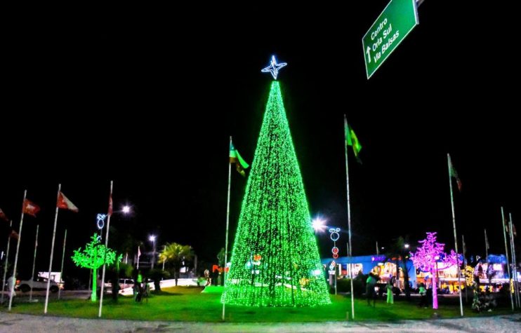 RUAS E PRAÇAS ILUMINADAS - MAGIA DO NATAL CHEGA A PORTO SEGURO 20