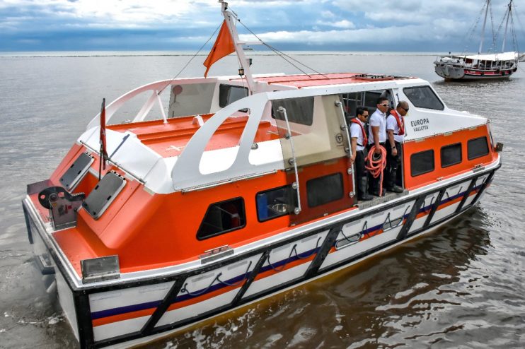 CRUZEIRO EUROPEU FAZ PASSEIOS EM PORTO SEGURO 24