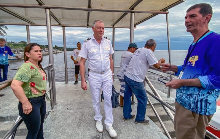 CRUZEIRO EUROPEU FAZ PASSEIOS EM PORTO SEGURO 20