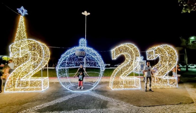 DECORAÇÃO DE NATAL EM PORTO SEGURO ENCANTA MORADORES E TURISTAS 13