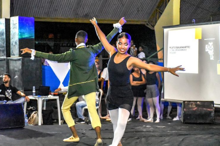 PROJETO BAIANARTE CONTEMPLA CENTENAS DE JOVENS EM PORTO SEGURO 42