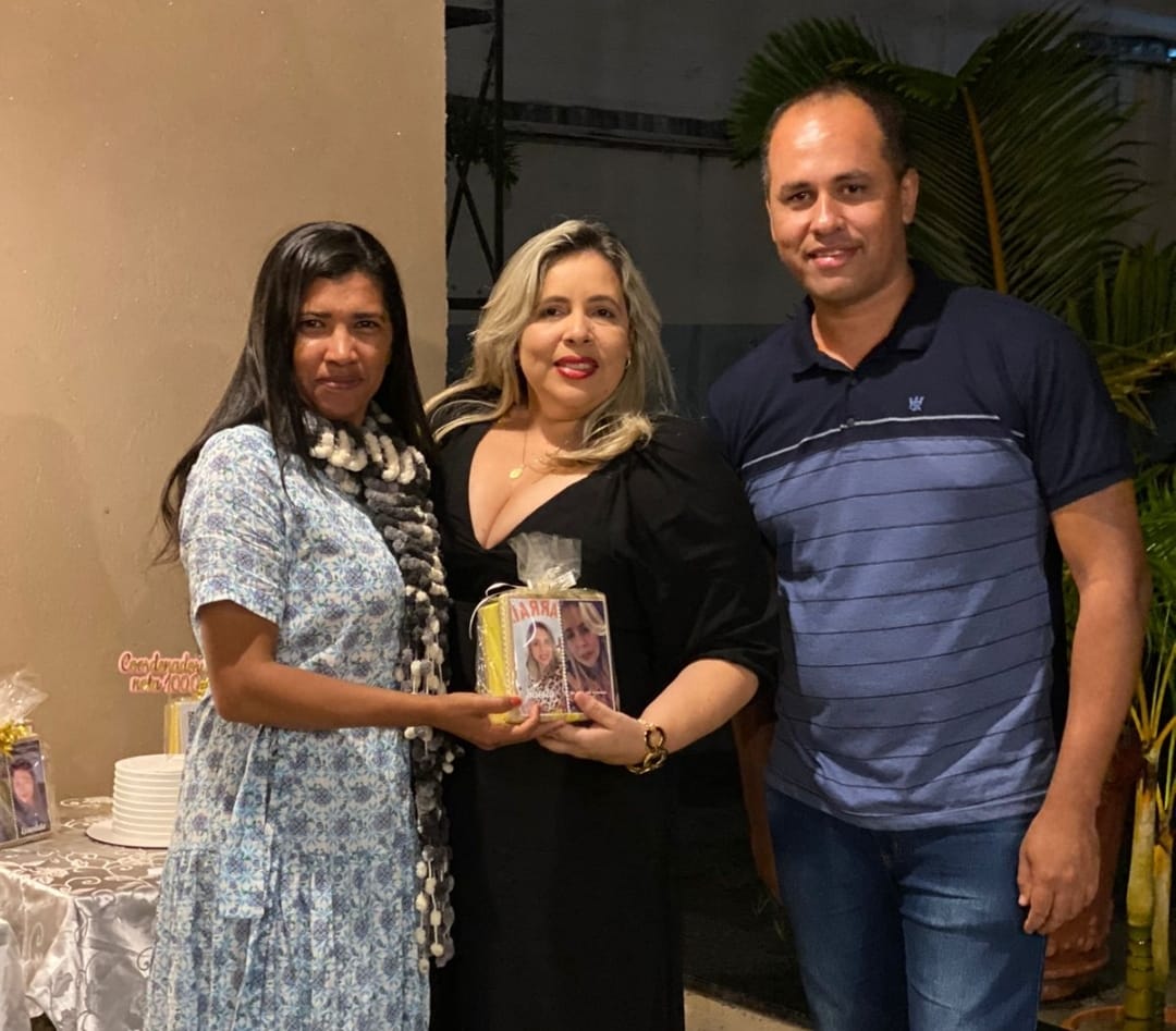 Fim de ano é marcado por formaturas e confraternizações na rede municipal de ensino em Eunápolis 8