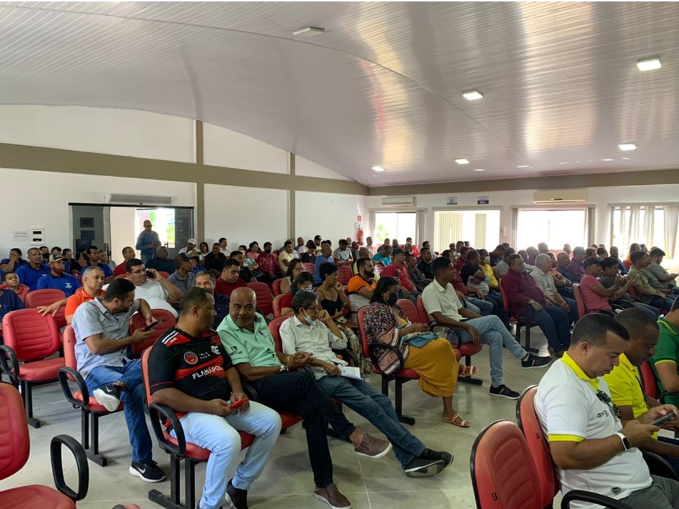 Projetos de lei propostos pelo Município são aprovados pela Câmara de Vereadores de Eunápolis 8