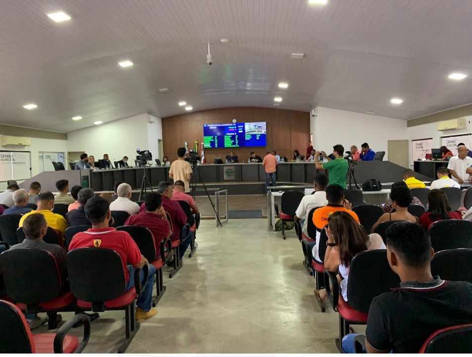 Projetos de lei propostos pelo Município são aprovados pela Câmara de Vereadores de Eunápolis 7