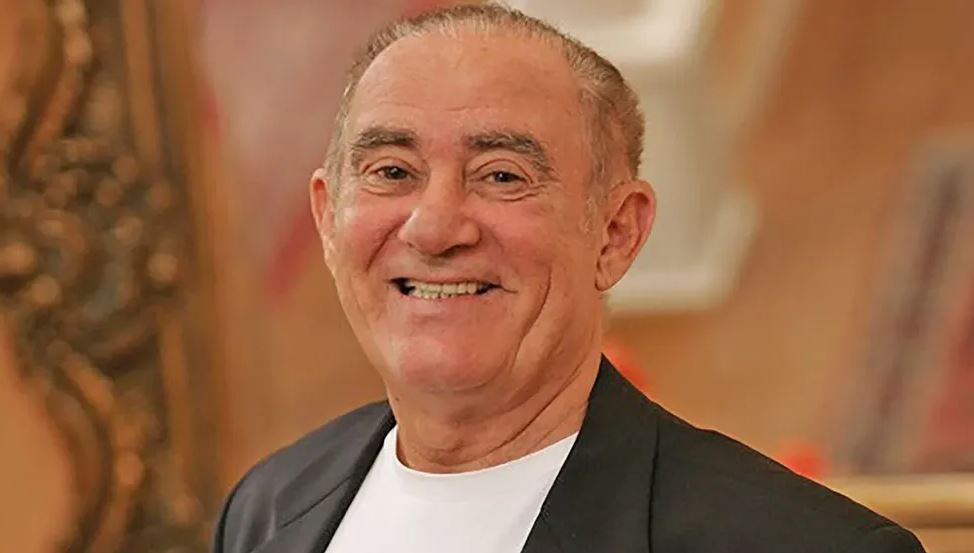 Renato Aragão sofre um AIT e é internado no Rio; 'Está bem e sendo monitorado', diz mulher 5