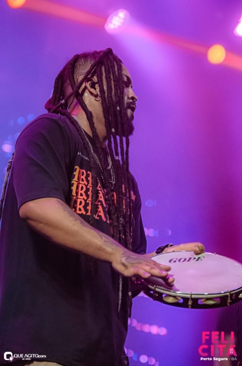 _DSC1802 Menos É Mais leva público ao delírio na última noite do Felicitá Porto Seguro 2023 340