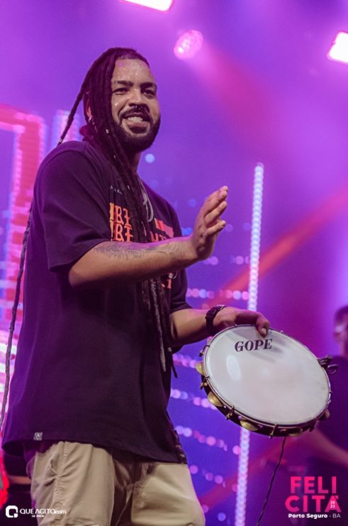 _DSC1803 Menos É Mais leva público ao delírio na última noite do Felicitá Porto Seguro 2023 341