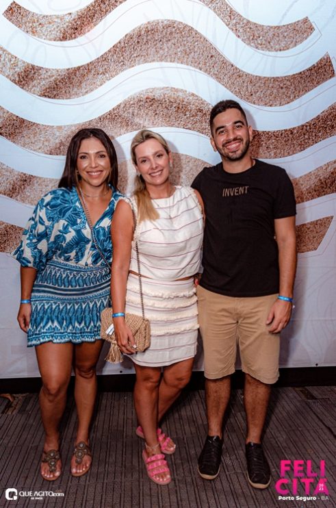 _DSC1820 Menos É Mais leva público ao delírio na última noite do Felicitá Porto Seguro 2023 343