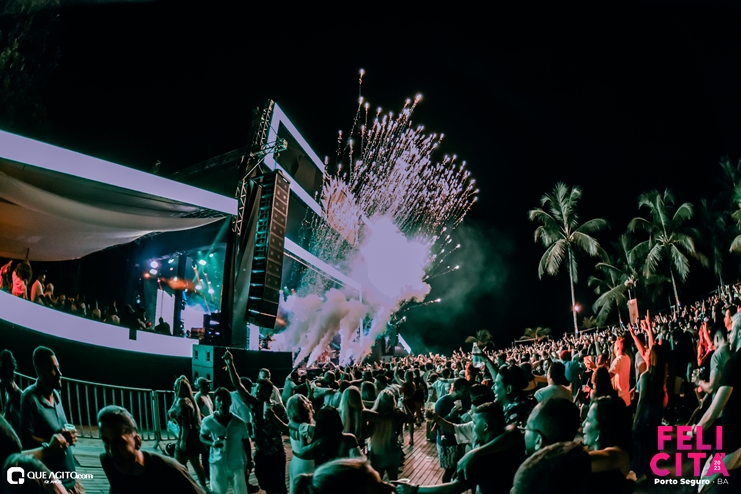 DSC_0019 Menos É Mais leva público ao delírio na última noite do Felicitá Porto Seguro 2023 166