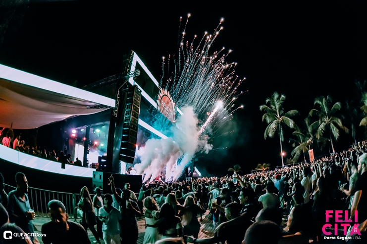 DSC_0020 Menos É Mais leva público ao delírio na última noite do Felicitá Porto Seguro 2023 167