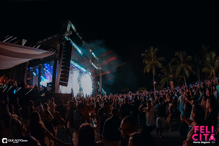 DSC_0028 Menos É Mais leva público ao delírio na última noite do Felicitá Porto Seguro 2023 169