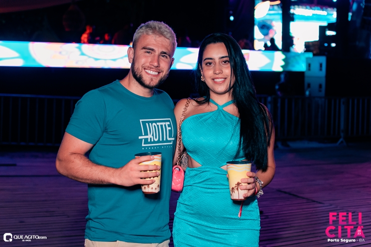 DSC_0031 Menos É Mais leva público ao delírio na última noite do Felicitá Porto Seguro 2023 16