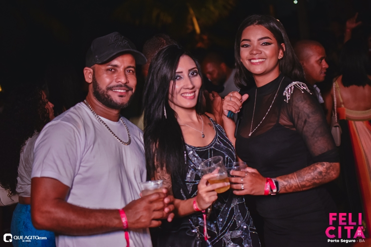 DSC_0034 Menos É Mais leva público ao delírio na última noite do Felicitá Porto Seguro 2023 171