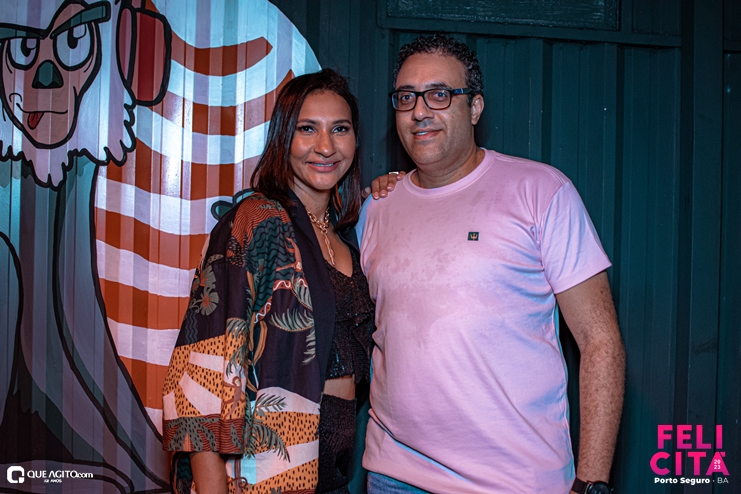 DSC_0078 Menos É Mais leva público ao delírio na última noite do Felicitá Porto Seguro 2023 27
