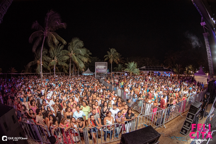 Menos É Mais leva público ao delírio na última noite do Felicitá Porto Seguro 2023 4