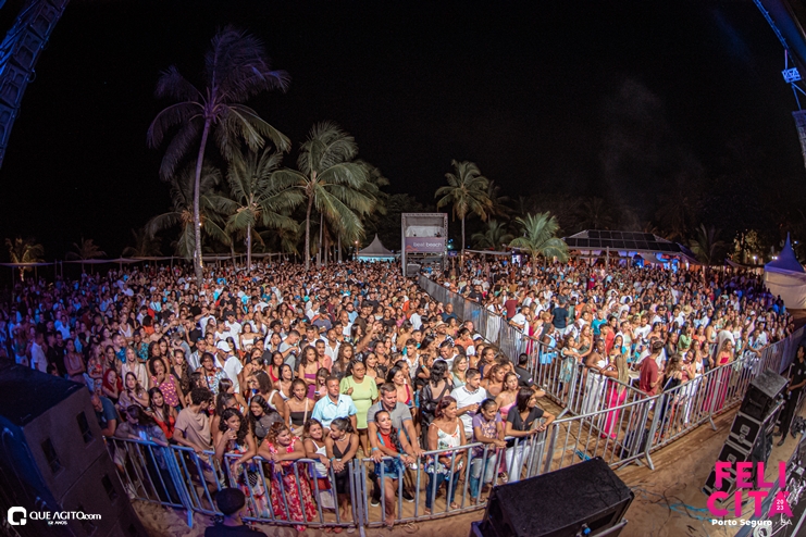 DSC_0119 Menos É Mais leva público ao delírio na última noite do Felicitá Porto Seguro 2023 34
