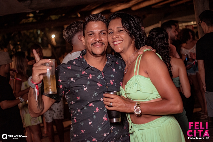 DSC_0146 Menos É Mais leva público ao delírio na última noite do Felicitá Porto Seguro 2023 45