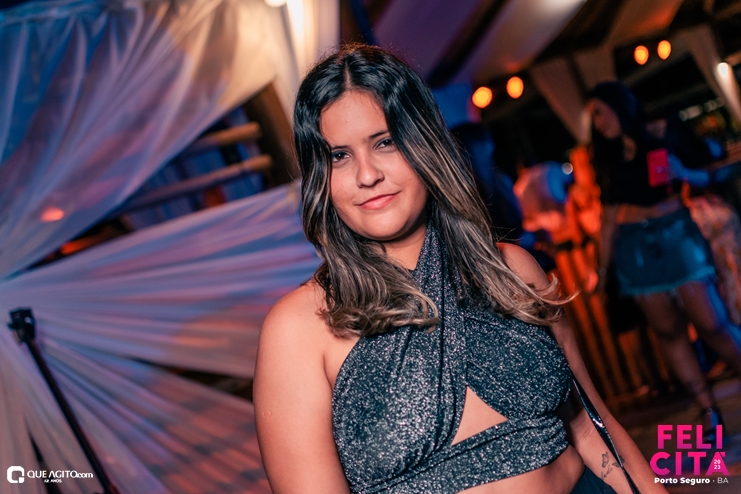 DSC_0171 Menos É Mais leva público ao delírio na última noite do Felicitá Porto Seguro 2023 54
